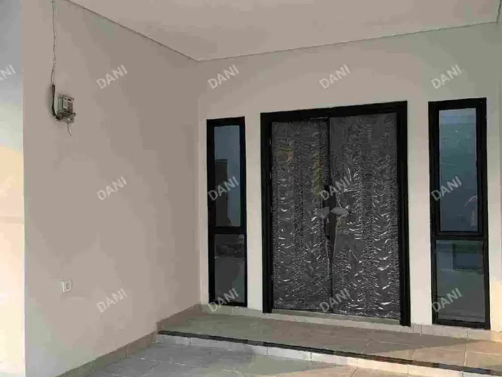 DIJUAL RUMAH  LUAS 4 KAMAR TIDUR DI RAWALUMBU BEKASI