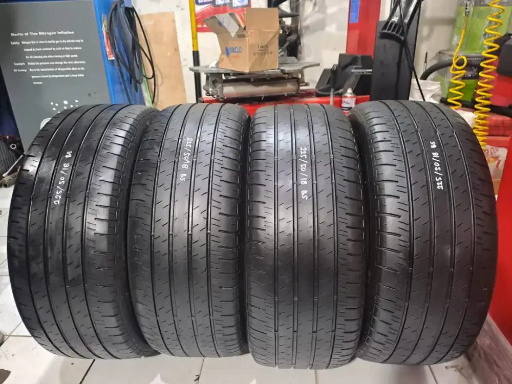 Ban mobil ukuran 225/50/18 Bridgestone alenza