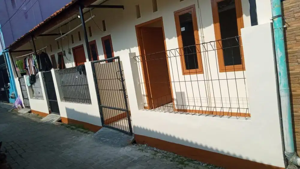Dikontrakan Rumah Kecil, dkt Stasiun Batu Ceper, tol, ada 3 kontrakan