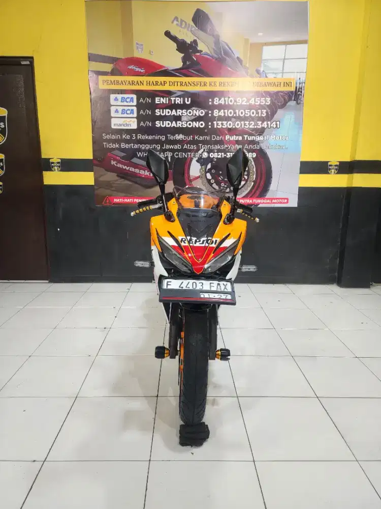 Di jual murah Honda CBR150R 2016 antik km low
