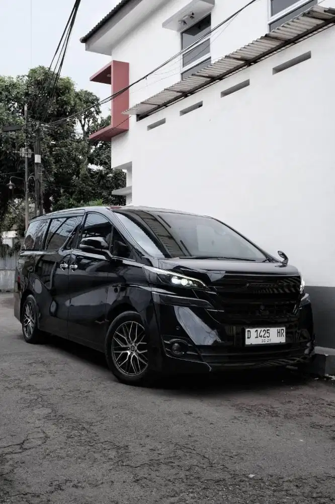 Toyota Alphard Vellfire transformer 2015 full black X bandung