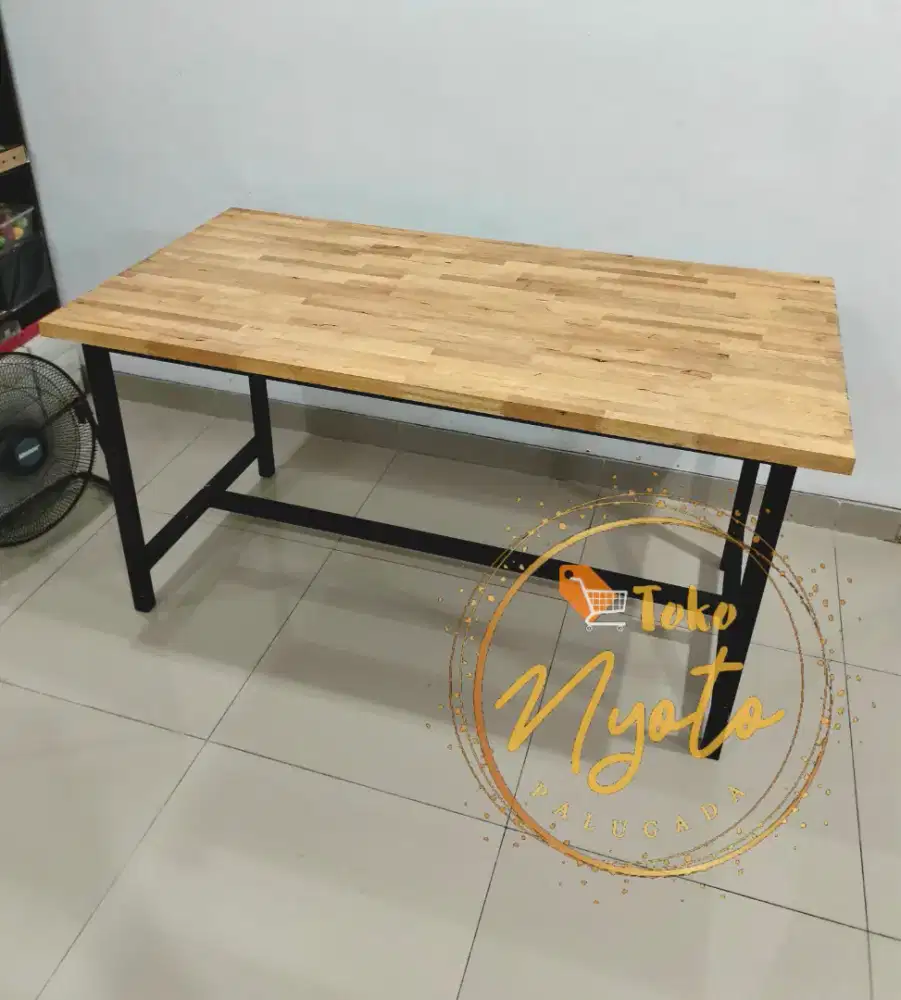 Meja serbaguna lemboard, bekas seperti baru