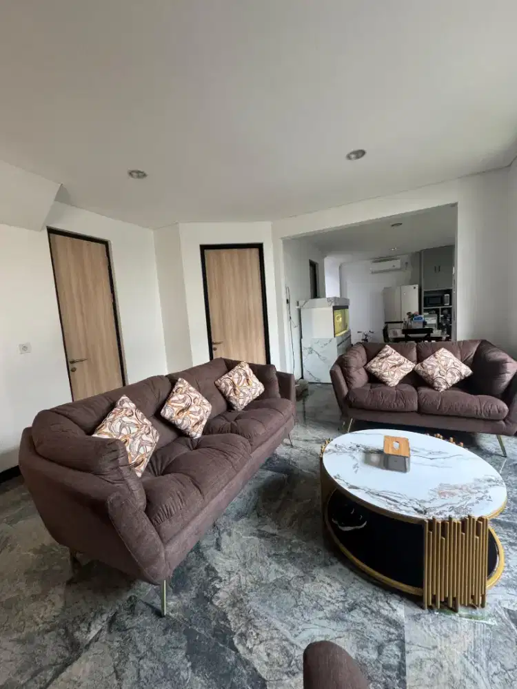 DiJual Rumah Full Furnished, SHM,Waterfront Travertine Lippo Cikarang