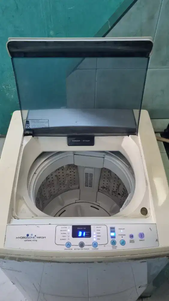 Mesin Cuci Electrolux (Bekas)