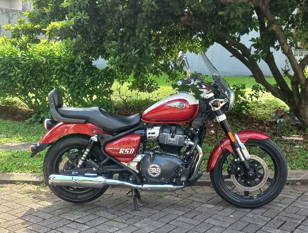 Royal enfield supermeteor 650