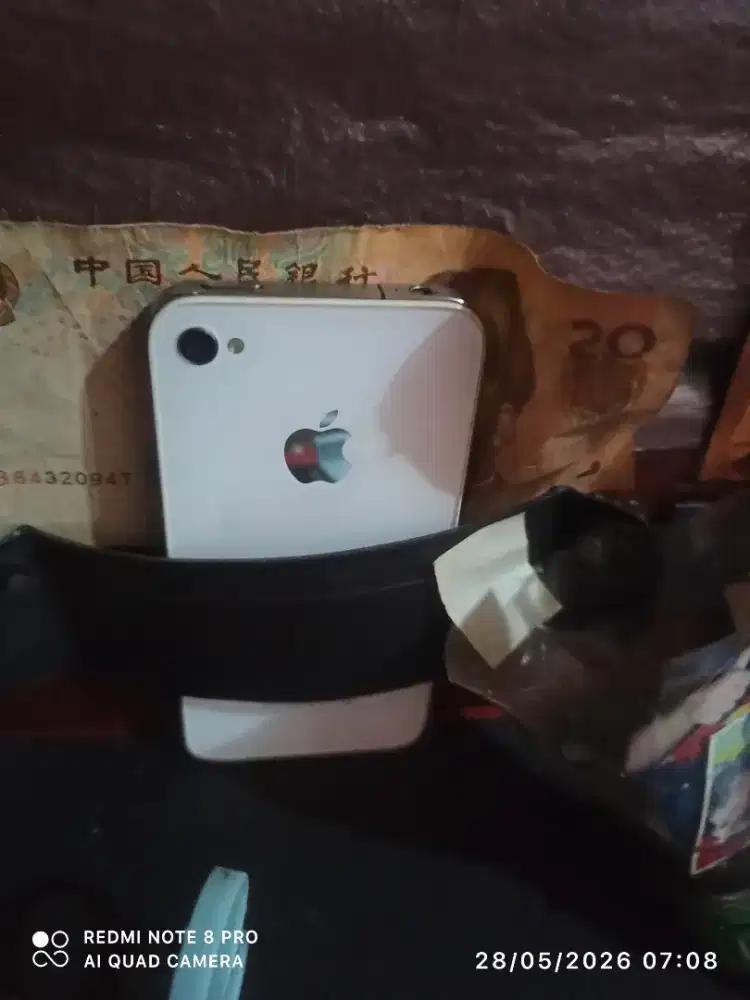 Hp apple mati. Tapi di cast keluar gambar apel ny