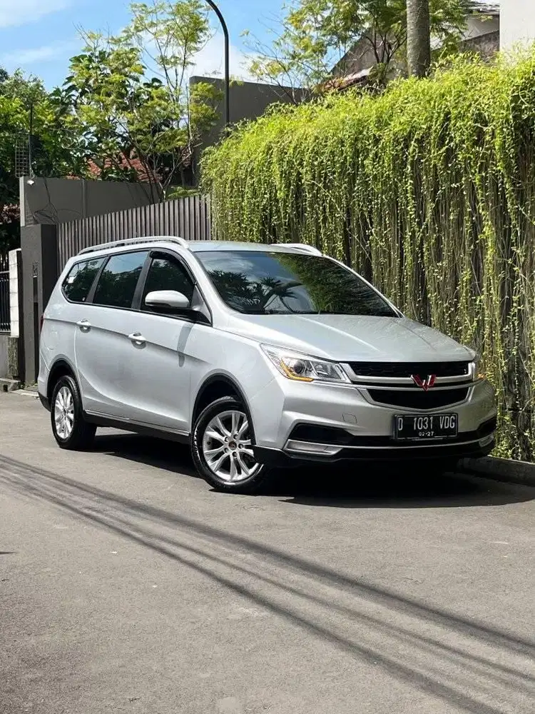 Wuling Cortez Turbo Manual MT 6speed 2021 MPV silver bandung