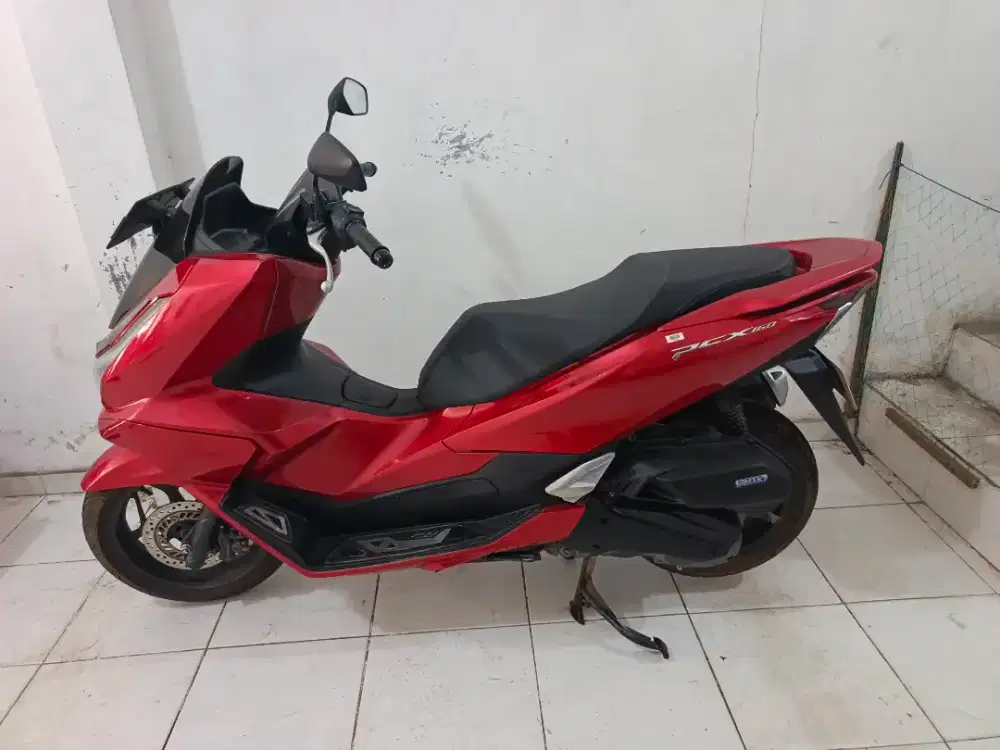 Jual beli PCX 160 th2025 samping kompelik Andika hairi motor bjm