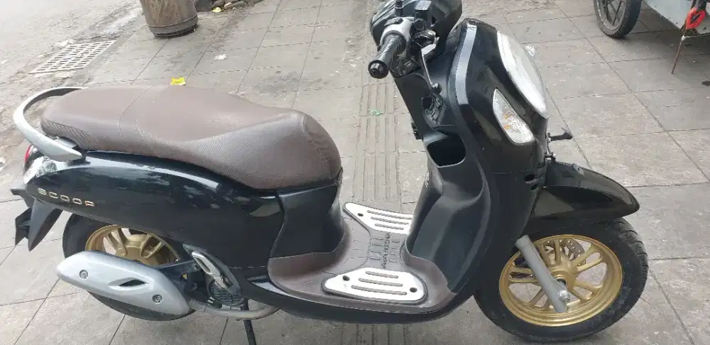Scoopy Prestige th 2021 mulus pjk 09-2026