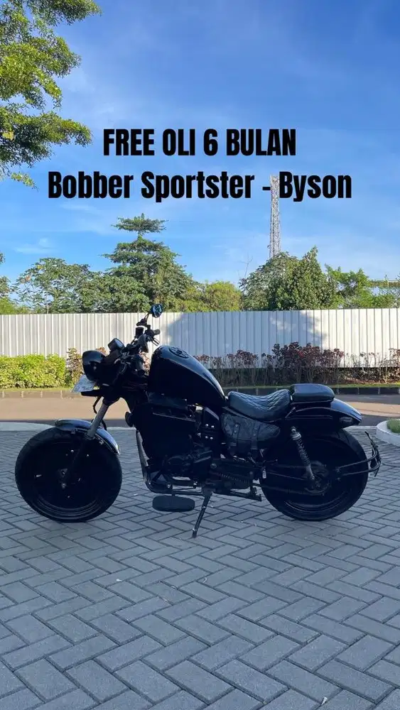 Motor Custom Bobber Sportster Byson Hitam