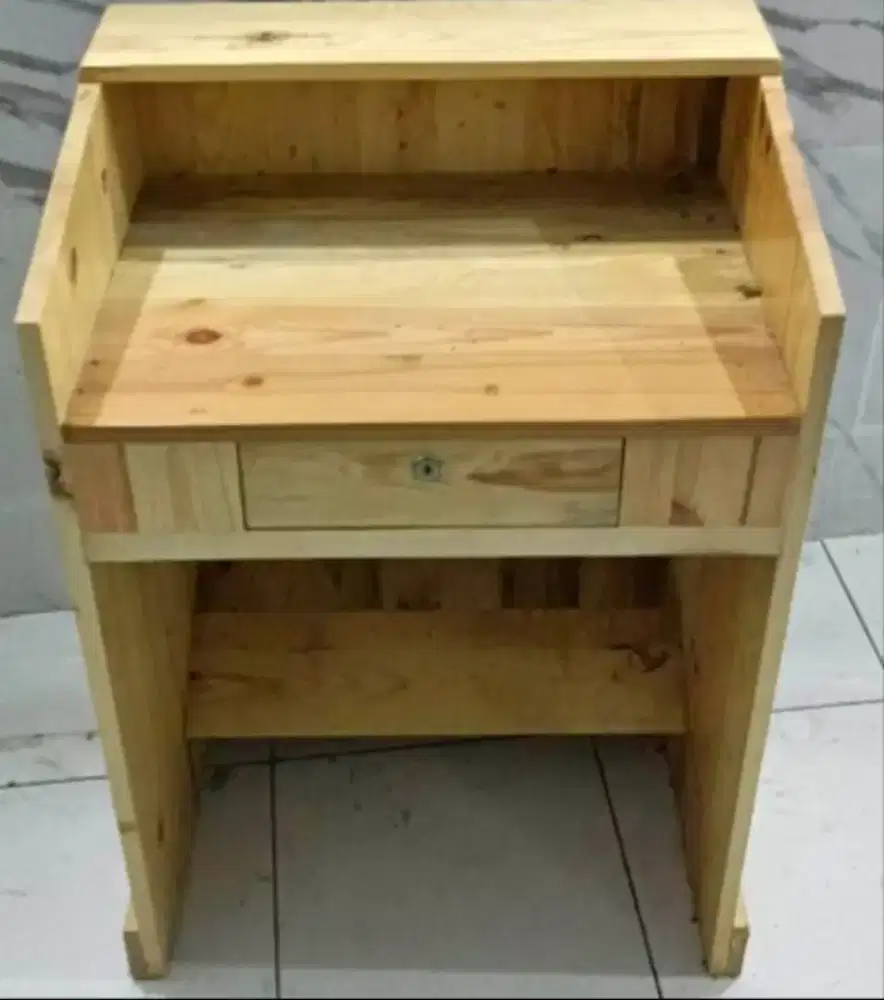 Meja kasir&meja bartender