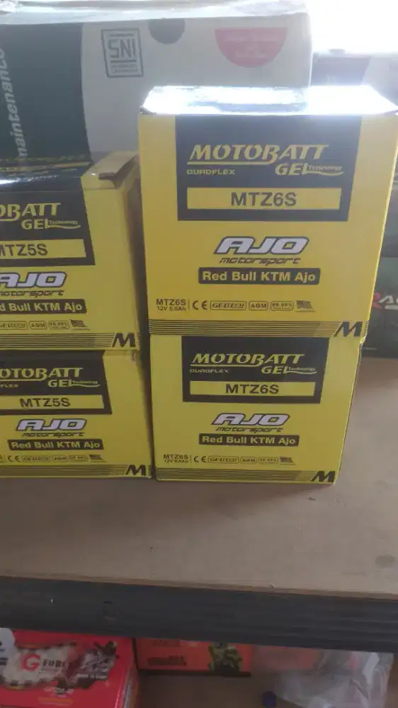 Aki motobatt original
