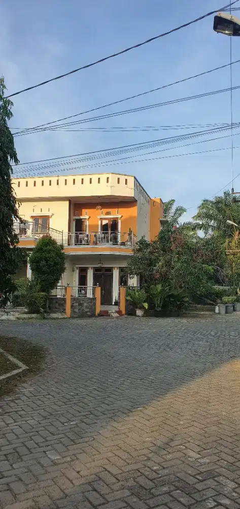 DIJUAL RUMAH MEWAH