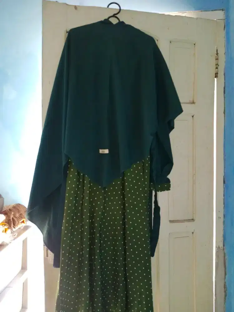 preeloved gamis set khimar