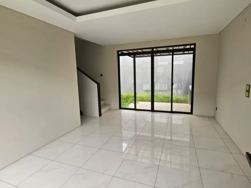 Disewakan Rumah Baru 2 Lantai Nyaman Asri Siap Huni Lokasi di Kota Baru Parahyangan Cluster Punawangi Bandung