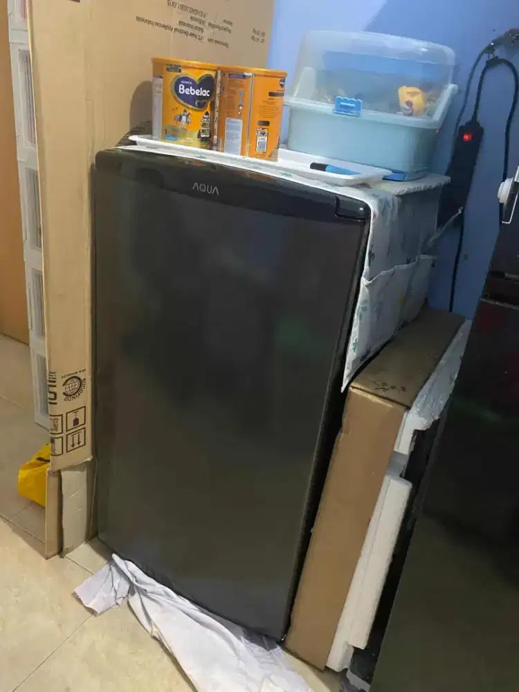 JUAL FREEZER ASI SECOND (AQUA S4)