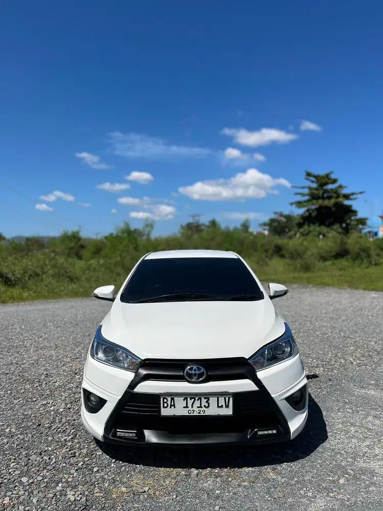 DIJUAL CEPAT YARIS 2015