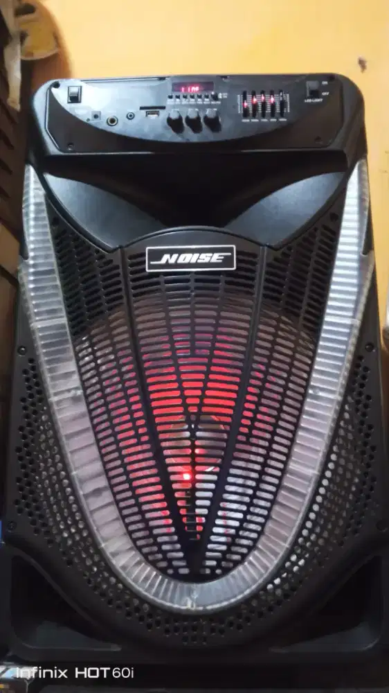 Speaker noise 15inc