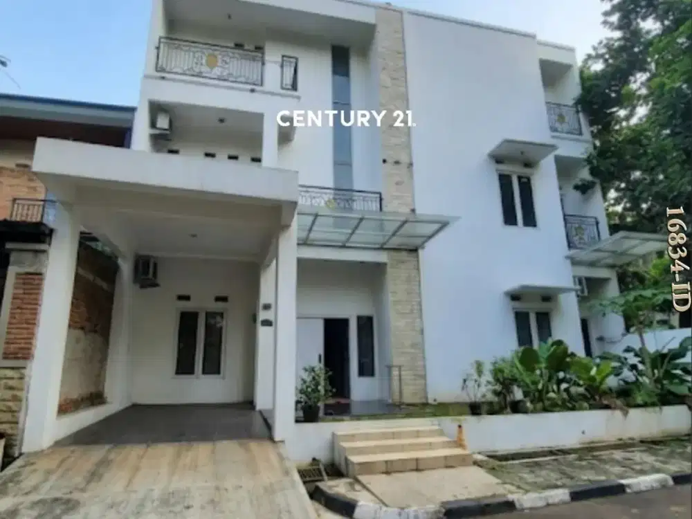 Rumah 3 Lantai Posisi Di Hook Bagus Siap Huni Di Graha Raya