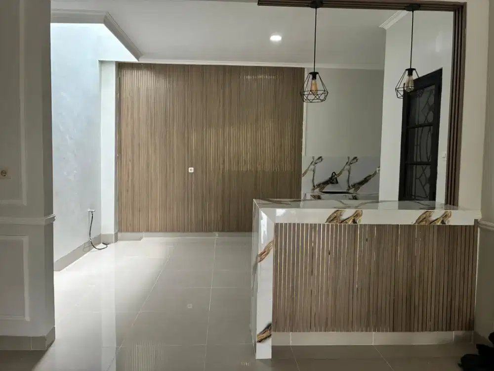 DIJUAL RUMAH 2 LANTAI  FULL RENOV @LATINOS BSD SIAP MASUK HARGA BAGUS NEGO LOKASI STRATEGIS