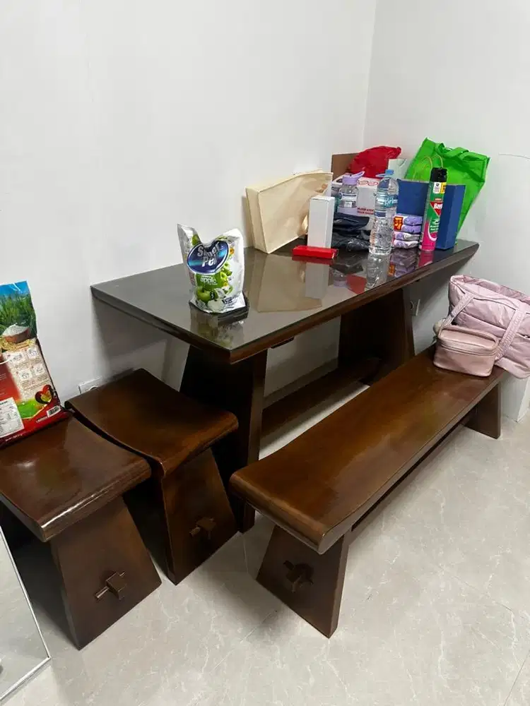Meja makan Kayu Jati, GAJADI PAKAI masih Baru