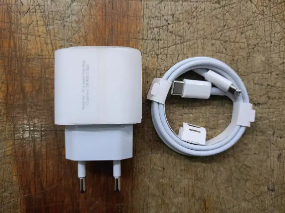 Charger Casan iPhone 13 iBox 20W Tipe C To lightning original