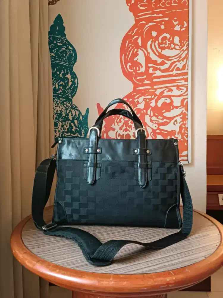 Tas Selempang Pria Mewah