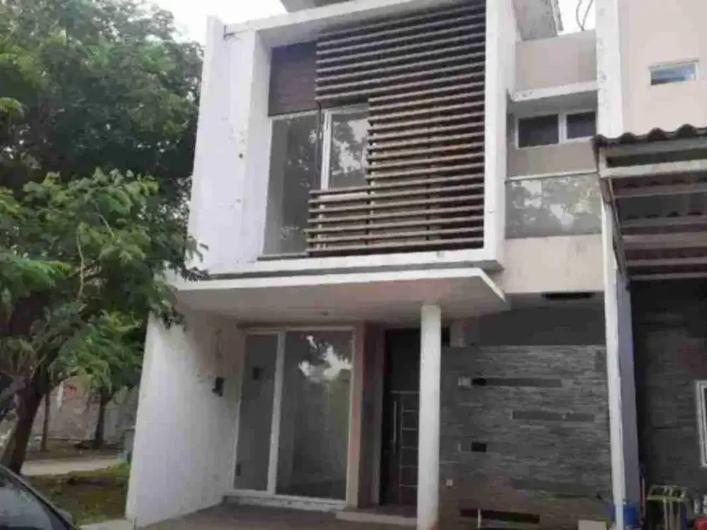 dijual murah rumah 2 lantai hadap taman legalitas shm di citra 8