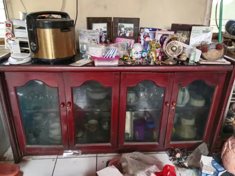 Dijual Meja Buffet Kaca Kerangka Jati