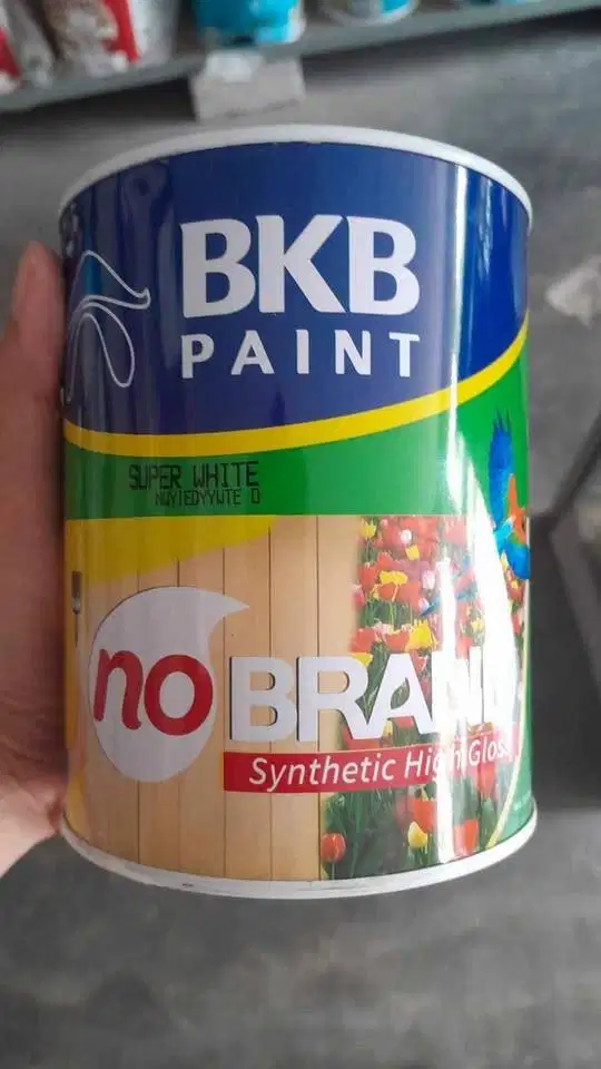Cat kayu dan besi BKB Paint no brand super white 1 kg