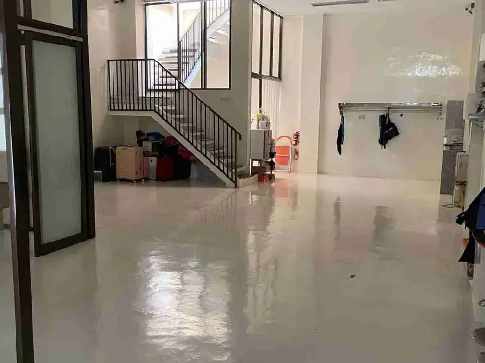D jual rumah permata buana