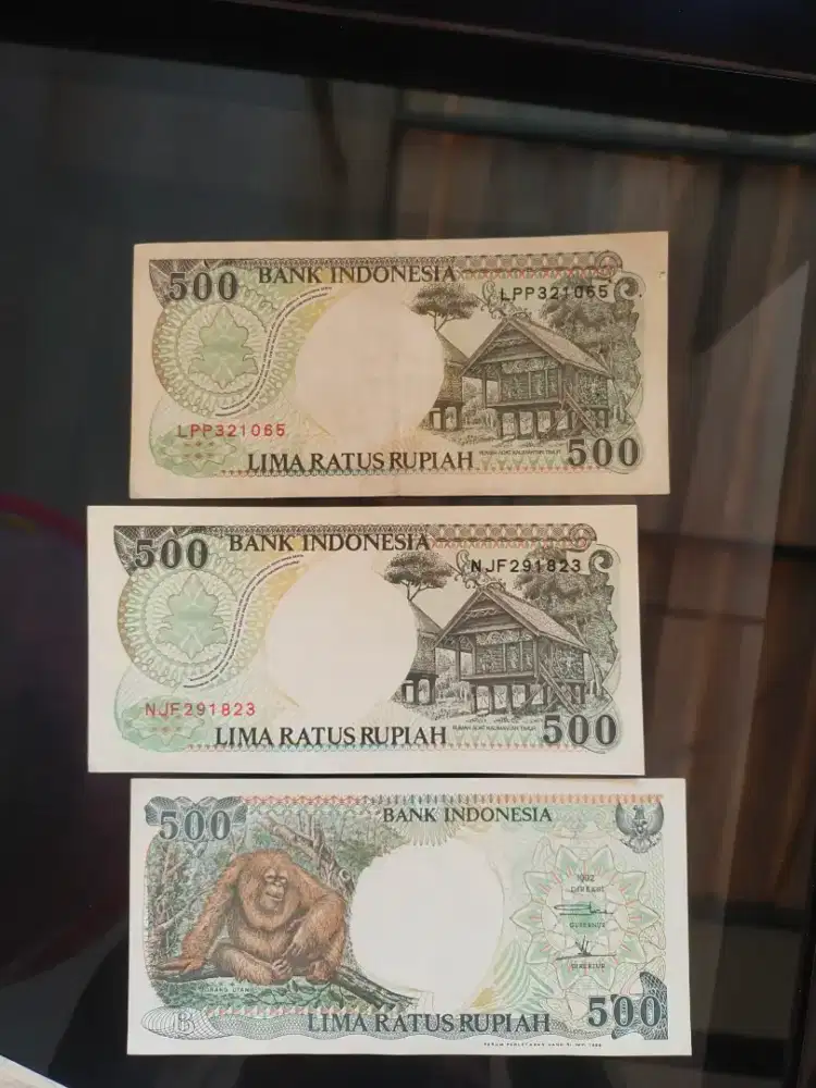 Uang 500 rupiah edisi 1992 ( 3 lembar).