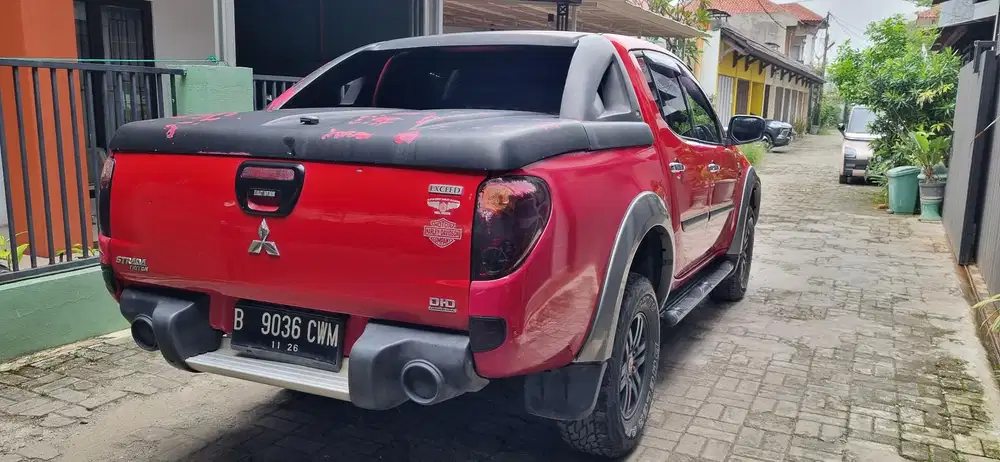 Mitsubishi Triton 4X4 Exceed VGT 2014 MT