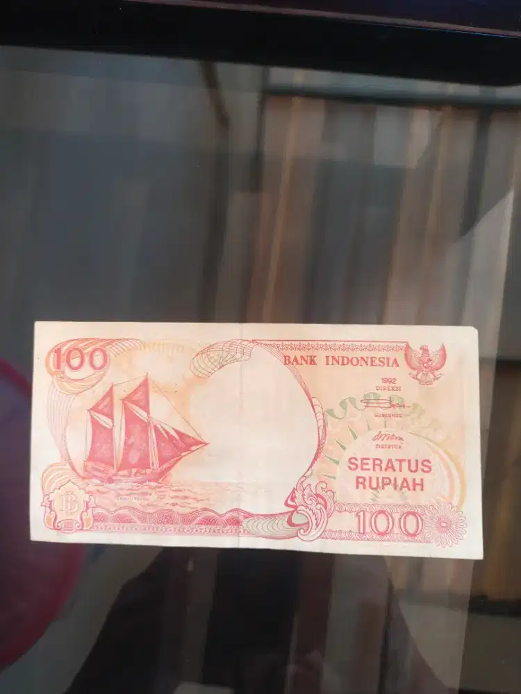 Uang kertas 100 rupiah edisi 1992