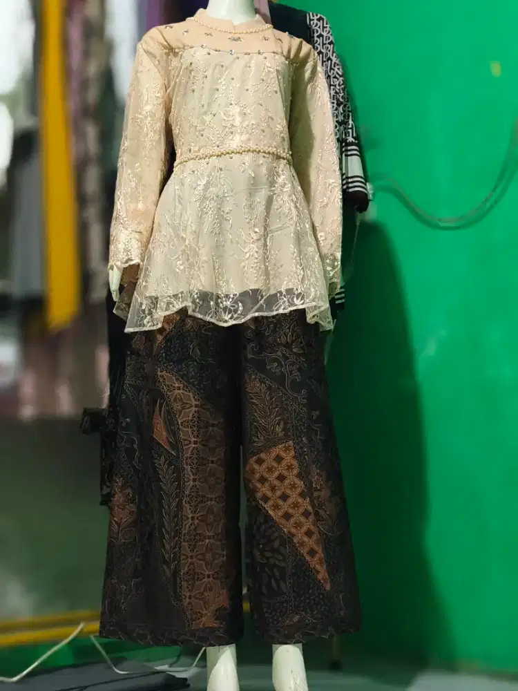 Set kebaya jumbo