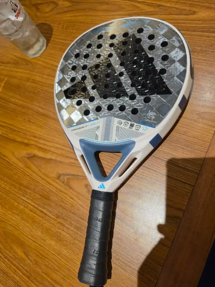 Raket padel Adidas cross it light 2025 martita ortega