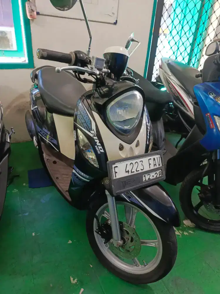 Fino FI premium 2016 black brown komplit joss