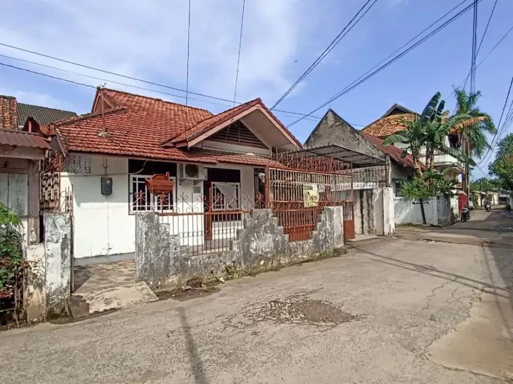 DIJUAL RUMAH DEKAT UNIVERSITAS TRIDINANTI PALEMBANG