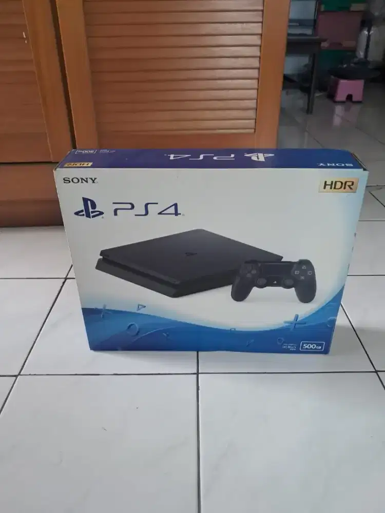 Ps4 slim 500Gb..