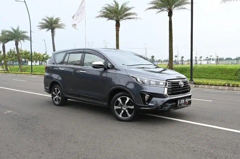 (TDP 5jtan) Toyota Venturer 2.4 AT 2022