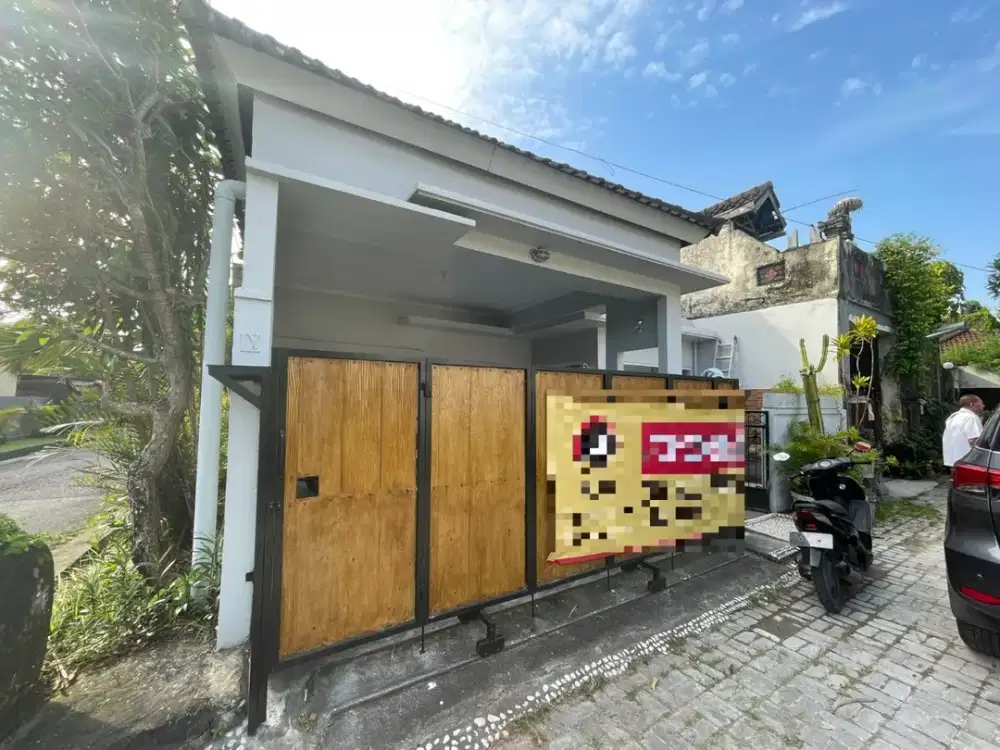 RUMAH MODERN 200 METER DARI BAKED PADONAN CANGGU