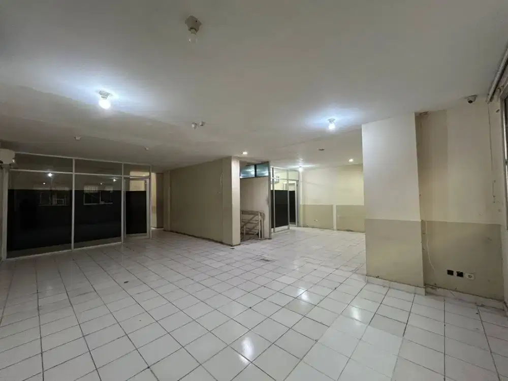 Dijual Cepat Ruko Gandeng Siap Pakai di Cempaka Mas Jakarta Pusat