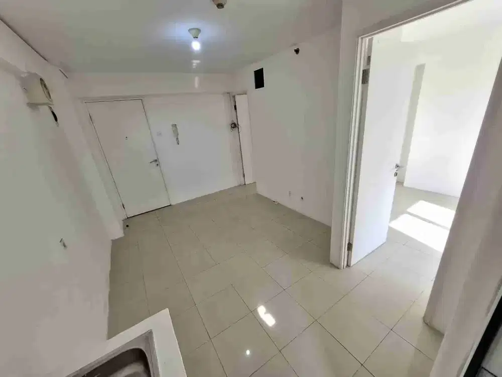 Sewa 2BR kosongan apartemen Bassura City tower Dahlia lantai rendah