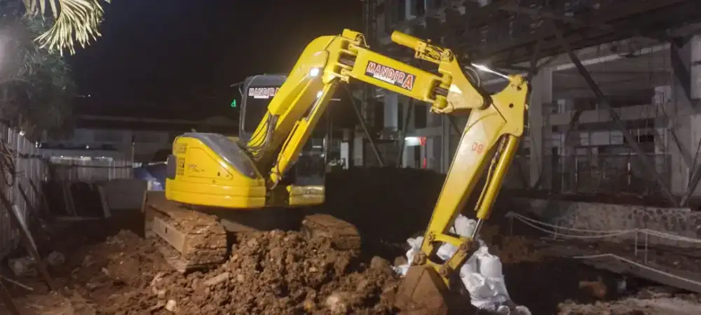Excavator pc 75 land clearing aspal hotmix paving tandem roller