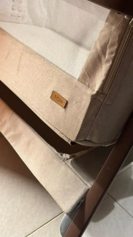 Box Bayi Tutti Bambini CoZee Bedside Crib - Mulus