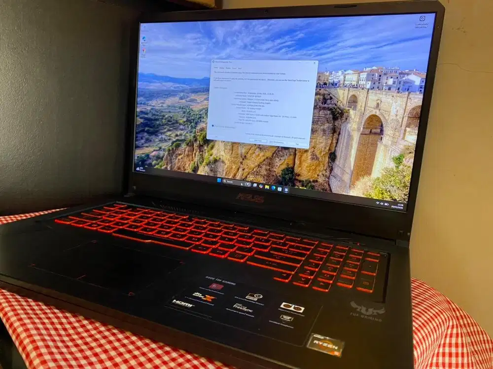 Laptop ASUS tuf gaming Ryzen FX705DY 17inc Ram 16GB Nvme 512GB Hdd 1TB