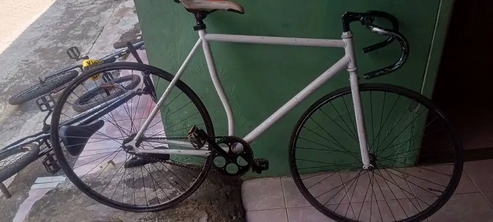Sepeda vixy mo dijual