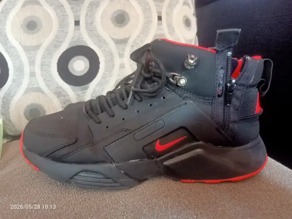 sepatu basket nike