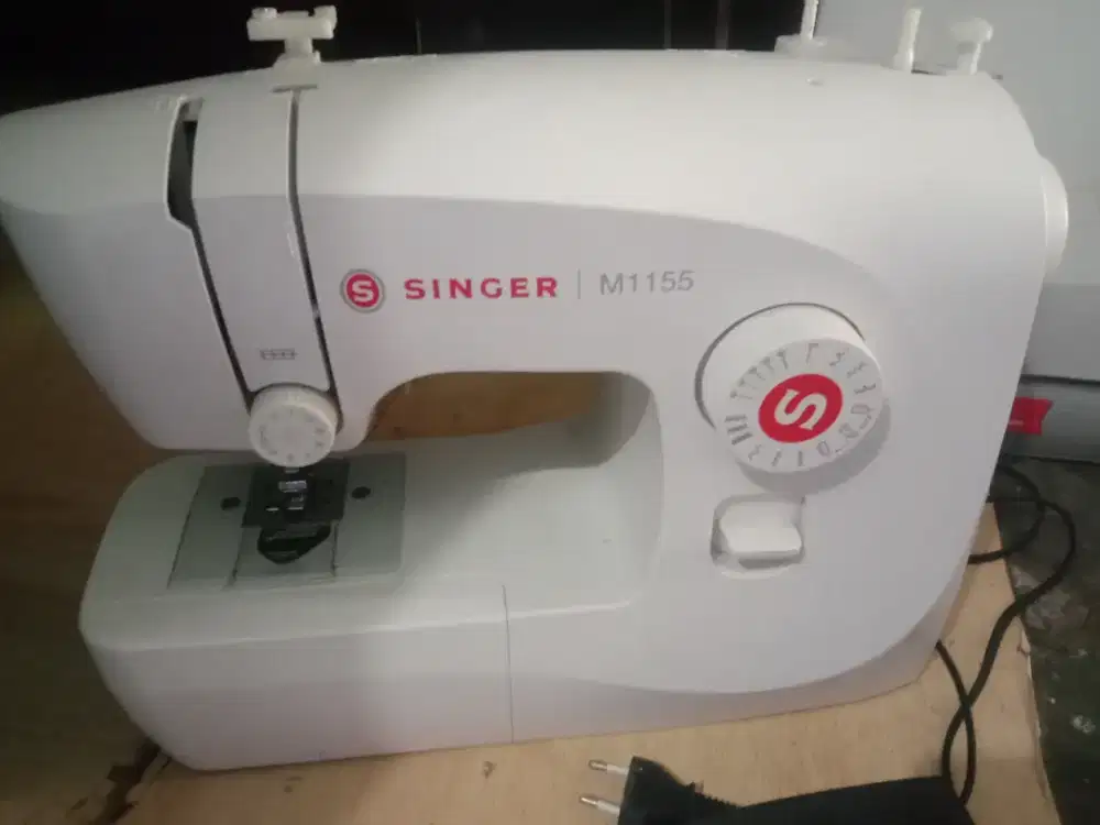 Jual mesin jahit portable merk singer