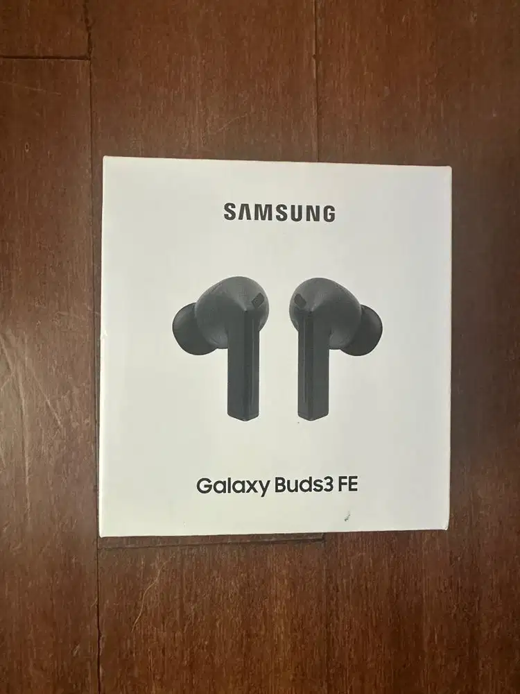 Ori earphone Samsung Galaxy buds 3fe brand new in box